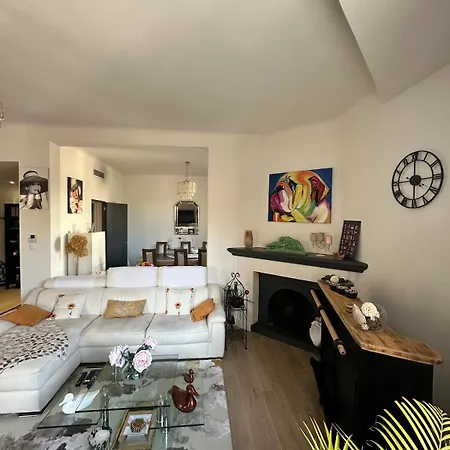 128m2 St Raph Centre, 400m Des Plages Apartamento *