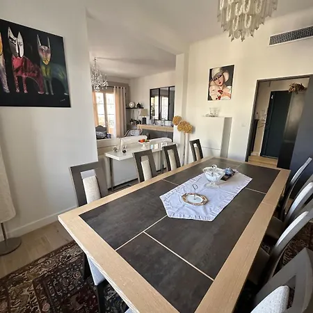 Apartamento 128m2 St Raph Centre, 400m Des Plages