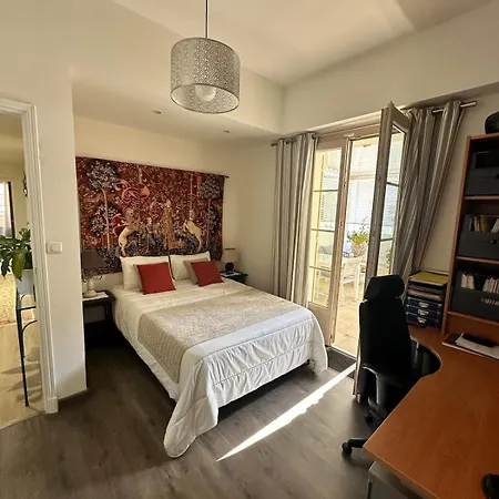Apartamento 128m2 St Raph Centre, 400m Des Plages